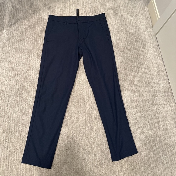 Lulu Lemon Men’s Commission Pants